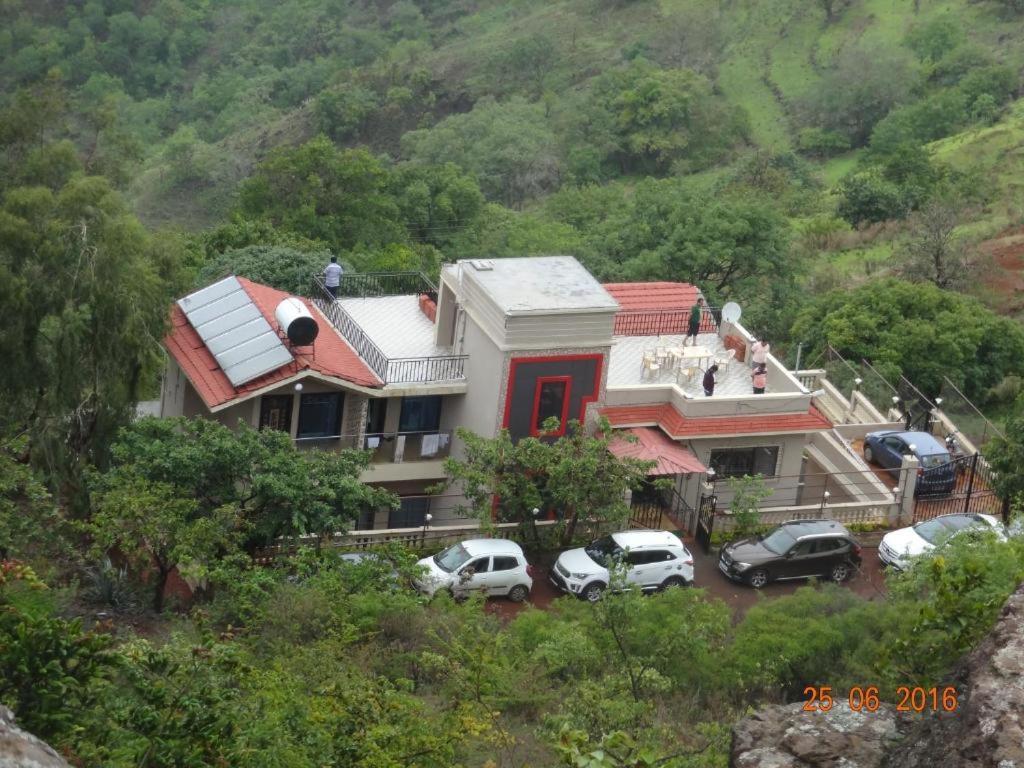 Malhar Bungalow بانتشجانى المظهر الخارجي الصورة