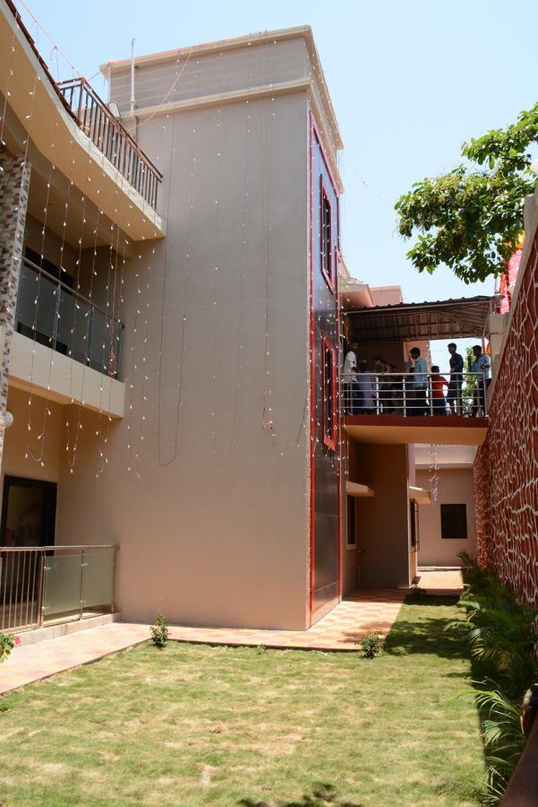 Malhar Bungalow بانتشجانى المظهر الخارجي الصورة