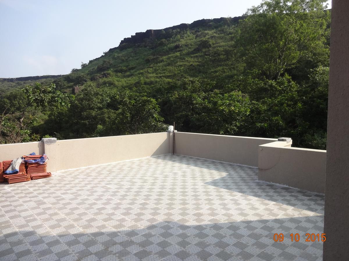 Malhar Bungalow بانتشجانى المظهر الخارجي الصورة