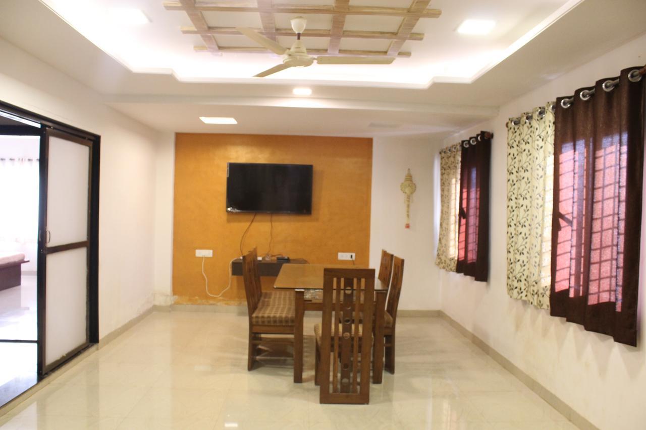 Malhar Bungalow بانتشجانى المظهر الخارجي الصورة