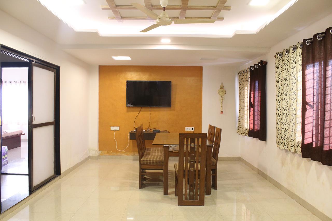 Malhar Bungalow بانتشجانى المظهر الخارجي الصورة