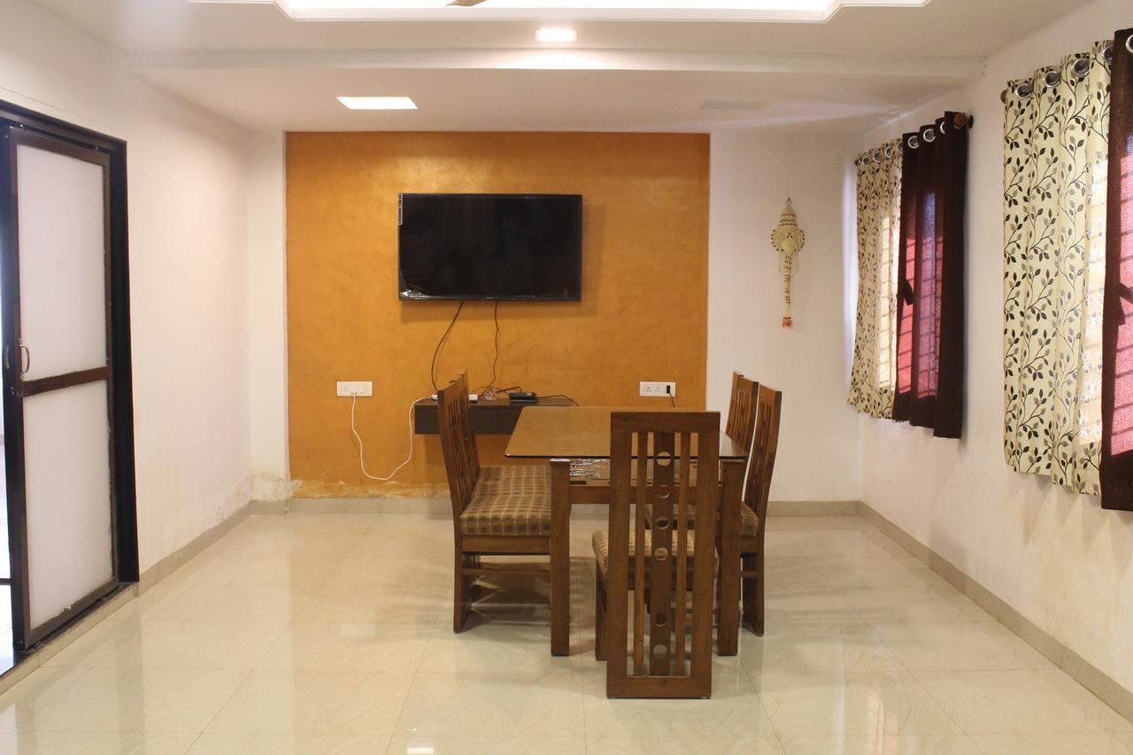 Malhar Bungalow بانتشجانى المظهر الخارجي الصورة