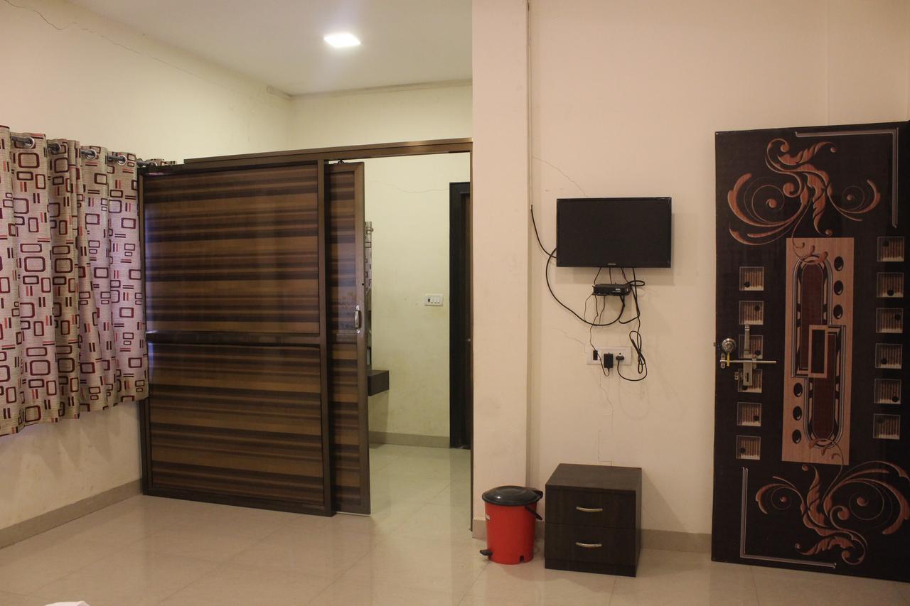 Malhar Bungalow بانتشجانى المظهر الخارجي الصورة